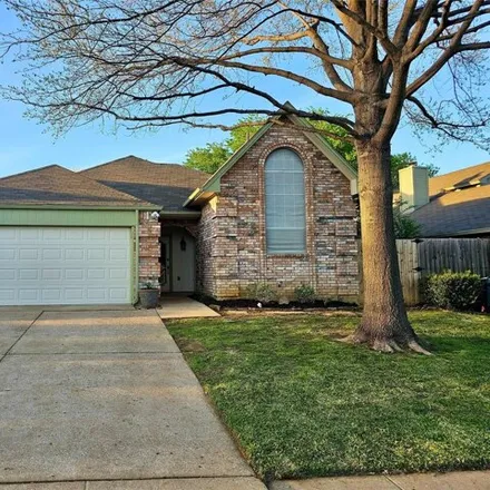 Rent this 3 bed house on 1530 Laguna Vista Way in Grapevine, TX 76051