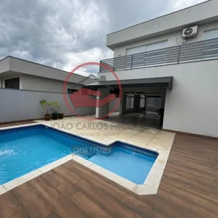 Rent this 4 bed house on CEEJA Monsenhor Cícero de Alvarenga in Avenida Nove de Julho 382, Centro