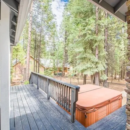 Image 4 - 372 Racoon Trail, Almanor West, Plumas County, CA 96020, USA - House for sale