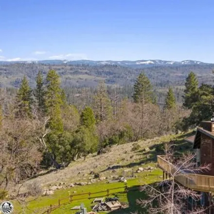Buy this 3 bed house on 23939 Quaker Lane in Twain Harte Valley, Tuolumne County