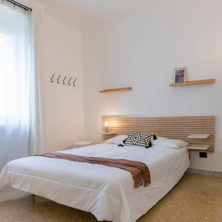 Image 1 - Via Leone Nono, 00165 Rome RM, Italy - Room for rent