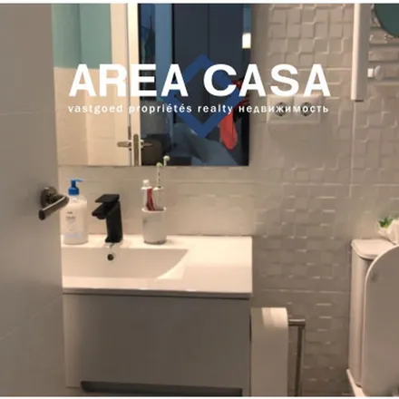 Rent this 1 bed apartment on Caixabank in Plaza del Paseo, 28816 Camarma de Esteruelas