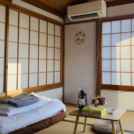 Rent this 3 bed house on Atami in 熱海停車場線, Taharahoncho