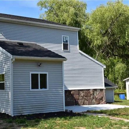 Buy this 4 bed house on 1444 Drake Road in Clarkson, Village of Brockport