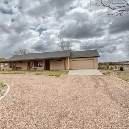 Buy this 3 bed house on 2435 Walnut Drive in Taylor, Navajo County