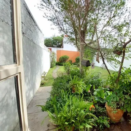 Image 1 - Calle Mar Rojo 1818, Chapultepec Country, 44610 Guadalajara, JAL, Mexico - House for sale