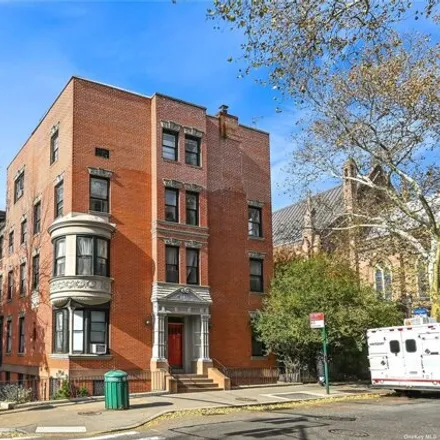 Buy this 9 bed house on 260 Hicks Street in New York, NY 11201