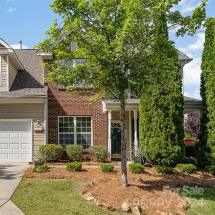 Buy this 4 bed townhouse on 10946 Stone Trail Rd in Charlotte, North Carolina