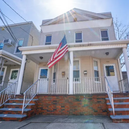Rent this 3 bed apartment on JFK + 12th Street in West 12th Street, Port Johnson