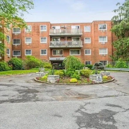 Rent this 2 bed apartment on 370 Central Park Avenue in Village of Scarsdale, NY 10583
