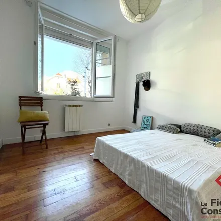 Image 6 - 5 Rue Crépu, 38000 Grenoble, France - Apartment for rent