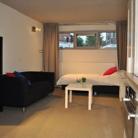 Rent this 1 bed apartment on Geldropseweg 40 in 5611 SJ Eindhoven, Netherlands