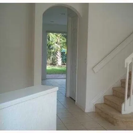 Image 2 - Lake Monterey Circle, Boynton Beach, FL 33444, USA - Townhouse for sale