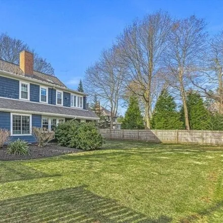 Image 4 - 49 Oxford Street, Winchester, MA 01890, USA - House for sale