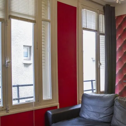 Rent this 1 bed apartment on 15 Sentier des Tricots in 92130 Issy-les-Moulineaux, France