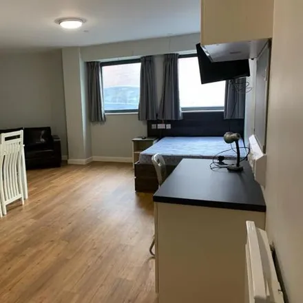 Rent this 1 bed room on 101-103 Queen Street in Sheffield, S1 1WR