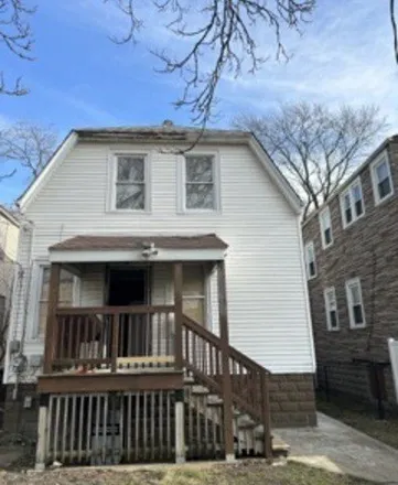 Buy this 3 bed house on 8826 S Lowe Ave in Chicago, Illinois