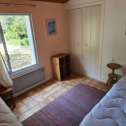 Rent this 5 bed apartment on 1bis Rue des Chataigniers in 17880 Les Portes-en-Ré, France