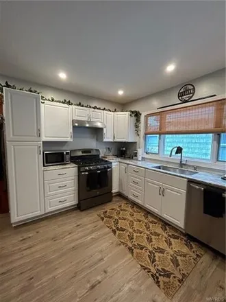 Image 9 - 76 Seminole Parkway, Buffalo, NY 14210, USA - Apartment for rent