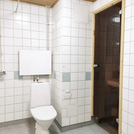 Rent this 3 bed apartment on Kiramo 3 in 40100 Jyväskylä, Finland