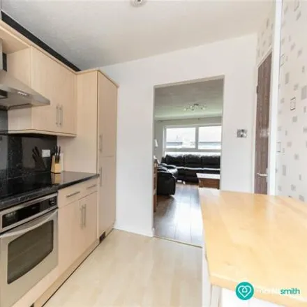 Image 5 - Grassdale View, Sheffield, S12 4LZ, United Kingdom - Apartment for sale