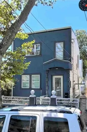 Buy this 7 bed house on 306 Grant Avenue in New York, NY 11208