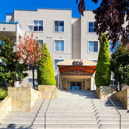 Buy this 1 bed condo on California Avenue in Seattle, WA 98139