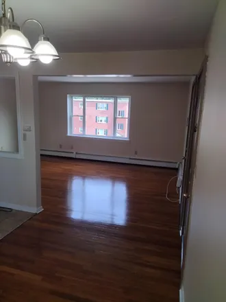 Rent this 2 bed condo on Annawan Street in Hartford, CT 06114