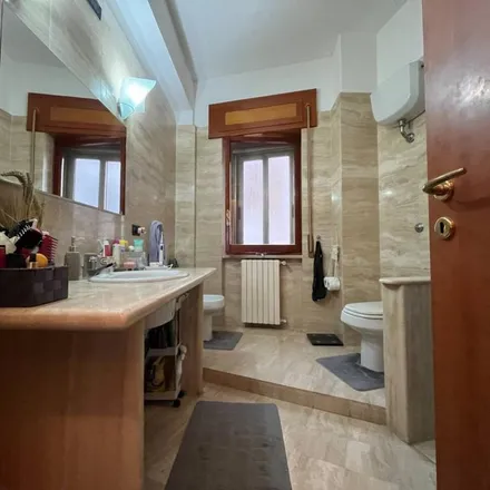 Image 2 - Viale Vincenzo De Filippis, 88100 Catanzaro CZ, Italy - Apartment for rent