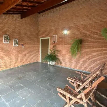 Image 1 - Rua Vicente Férrer, Jardim Remulo Zoppi, Indaiatuba - SP, 13330-230, Brazil - House for sale