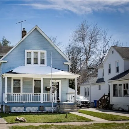 Buy this 4 bed house on 14119 Berwyn Avenue in Cleveland, OH 44111
