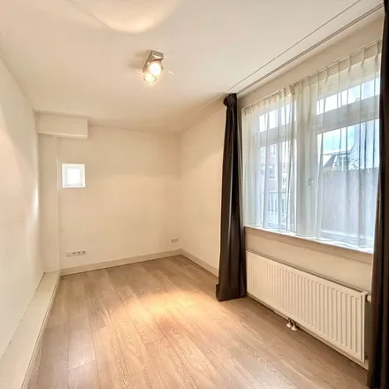 Rent this 3 bed apartment on Haarlemmerdijk 141-H in 1013 KG Amsterdam, Netherlands