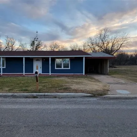 Buy this 3 bed house on 656 West Mesquite Drive in Jacksboro, TX 76458