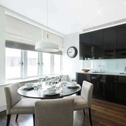 Image 4 - 77 Brook Street, East Marylebone, London, W1K 4HY, United Kingdom - Apartment for rent