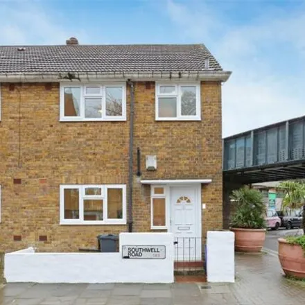 Buy this 3 bed house on Southwell Road Flats in 1-7 Southwell Road, Myatt's Fields
