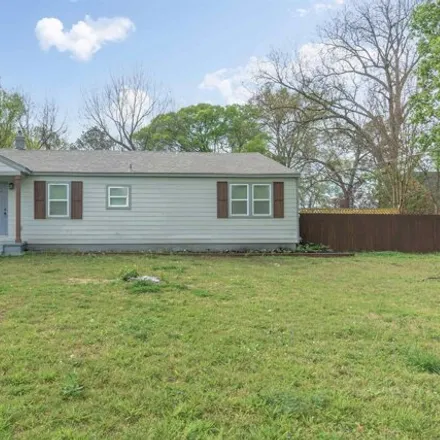 Buy this 3 bed house on 3859 Raleigh-Millington Road in Memphis, TN 38128