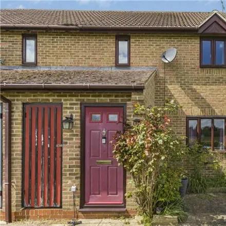 Buy this 3 bed townhouse on Mardleybury Road in Woolmer Green, SG3 6LT