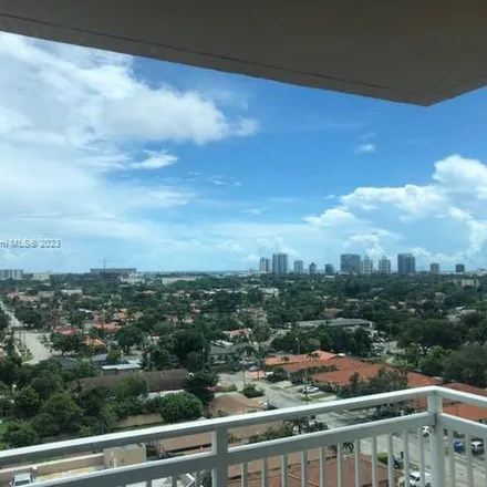 Image 2 - 2665 Southwest 37th Avenue, Miami, FL 33133, USA - Apartment for rent