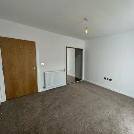 Image 5 - Handley Page Road, London, IG11 0UF, United Kingdom - Apartment for rent