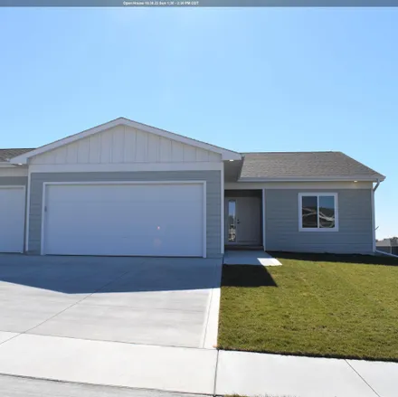 Buy this 2 bed house on Prairie View Court in Sioux City, IA 51106