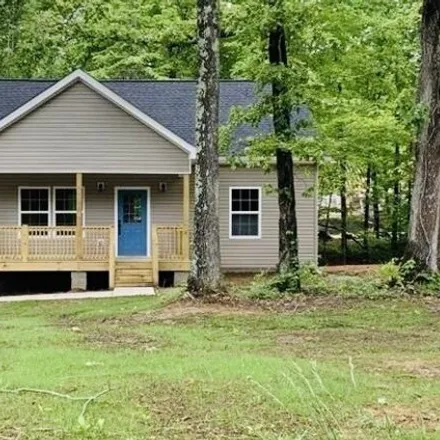 Rent this 3 bed house on 3669 Bowker Road in Dickson County, TN 37036