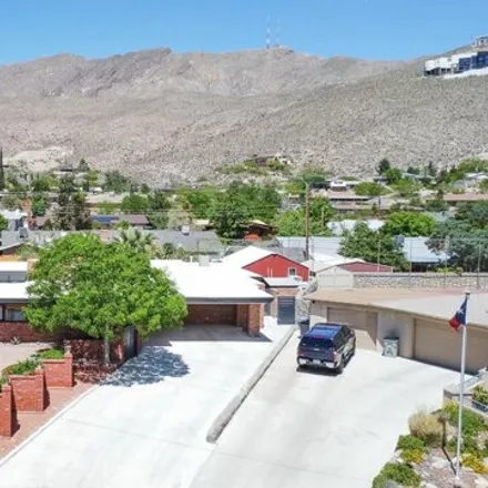 Buy this 4 bed house on 3998 Hillcrest Drive in Mission Hills, El Paso