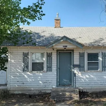 Buy this 2 bed house on 2031 4th Street South in Nampa, ID 83651