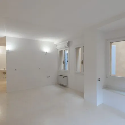 Image 4 - Strada Maggiore 1, 40125 Bologna BO, Italy - Apartment for rent