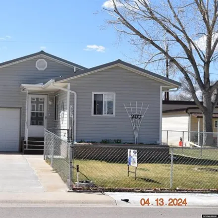Image 3 - 217 North 4th Street, Glenrock, WY 82637, USA - Apartment for sale