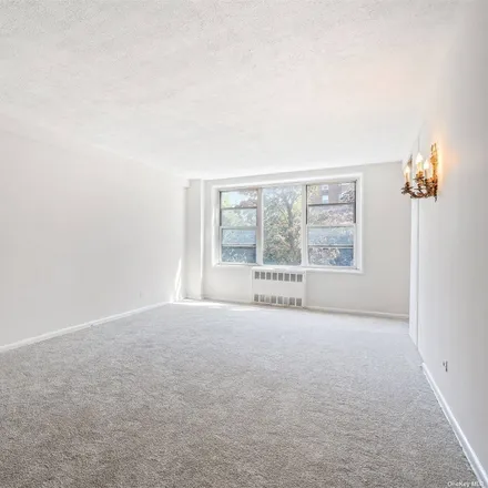 Image 4 - 209-15 18th Avenue, New York, NY 11360, USA - Condo for sale