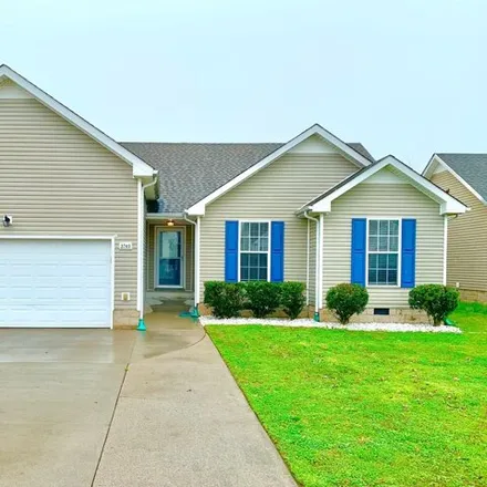 Rent this 3 bed house on 3748 North Cindy Jo Drive in Clarksville, TN 37040