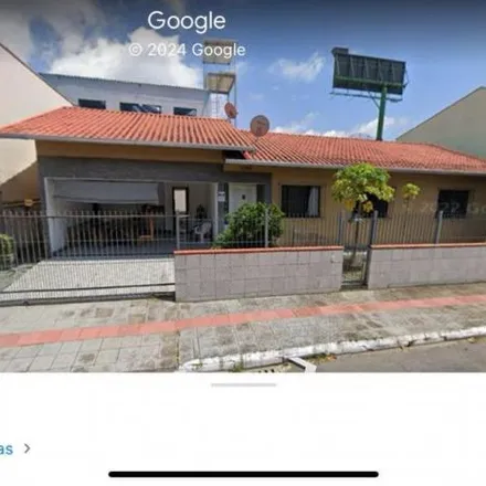 Buy this 3 bed house on Rua 2700 in Centro, Balneário Camboriú - SC