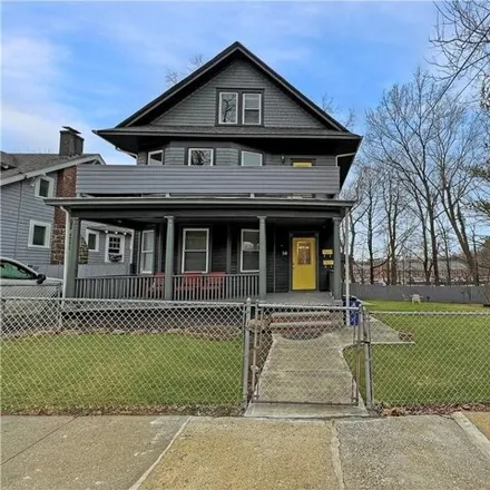 Rent this 3 bed house on 56 Dewey Avenue in Rochelle Heights, City of New Rochelle