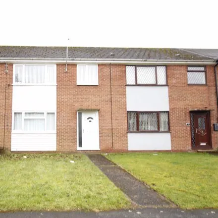 Rent this 3 bed townhouse on Pendas Park in Penley, LL13 0LL